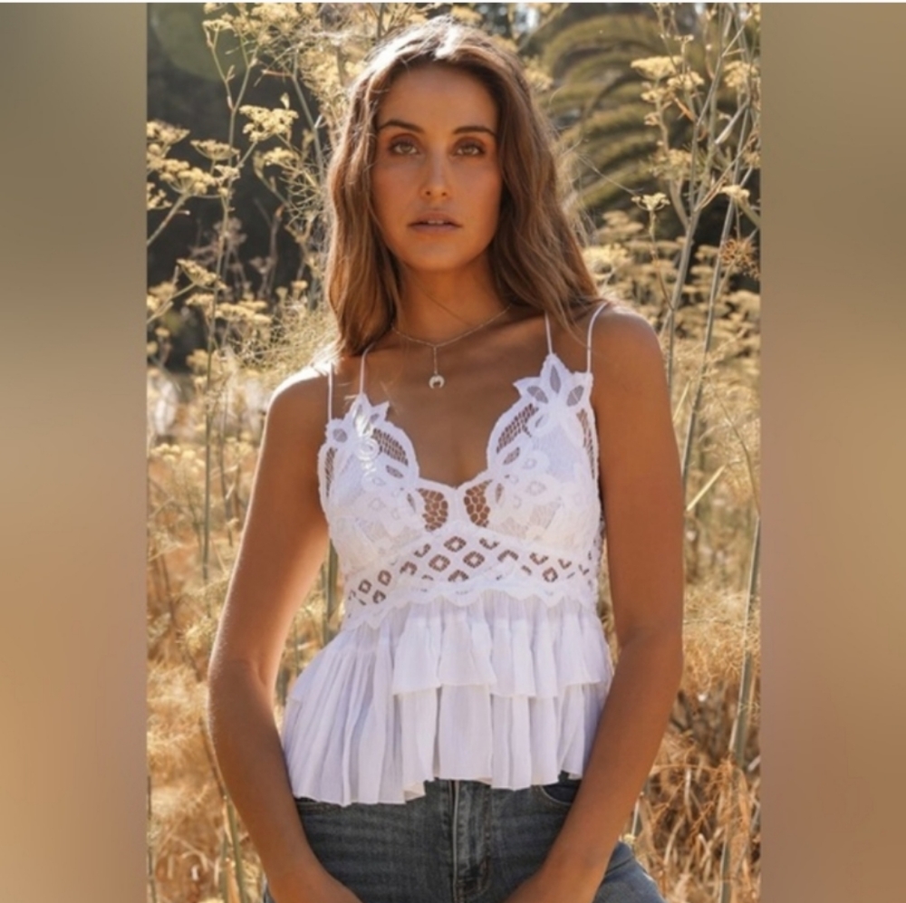 Free People Adella Cami Strappy White Ruffled size XS, L